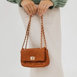 Pretty Simple Queenie Quilted Crossbody Bag